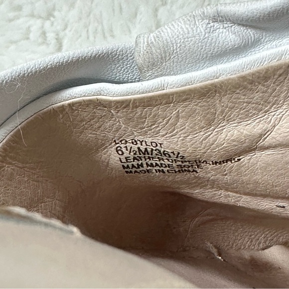 Louise et Cie White Leather Mule Sandals - Picture 5 of 5